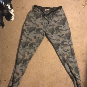 Camo hollister joggers